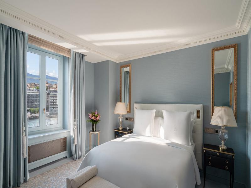Four Seasons Hotel des Bergues Geneva image