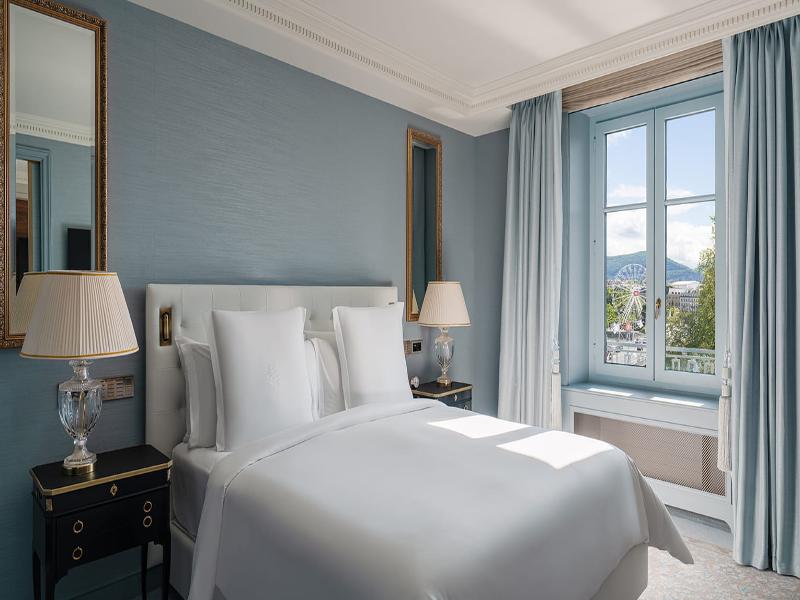 Four Seasons Hotel des Bergues Geneva image