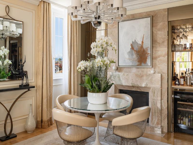 Four Seasons Hotel des Bergues Geneva image