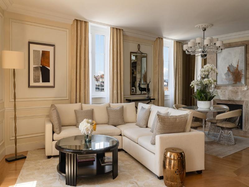 Four Seasons Hotel des Bergues Geneva image