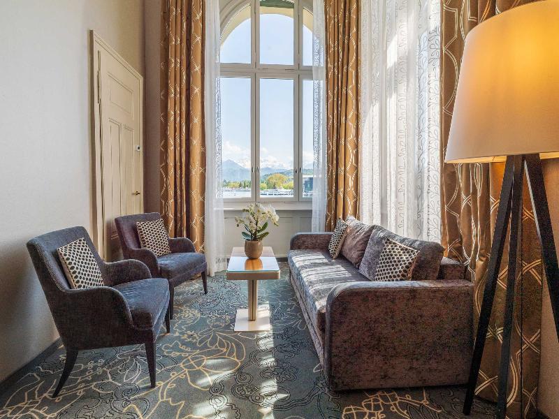 Hotel Schweizerhof Luzern image