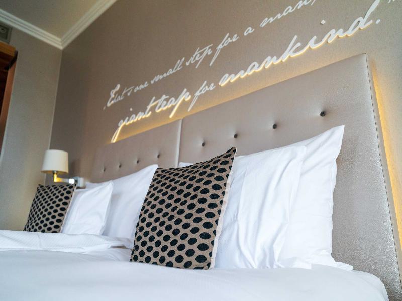 Hotel Schweizerhof Luzern image