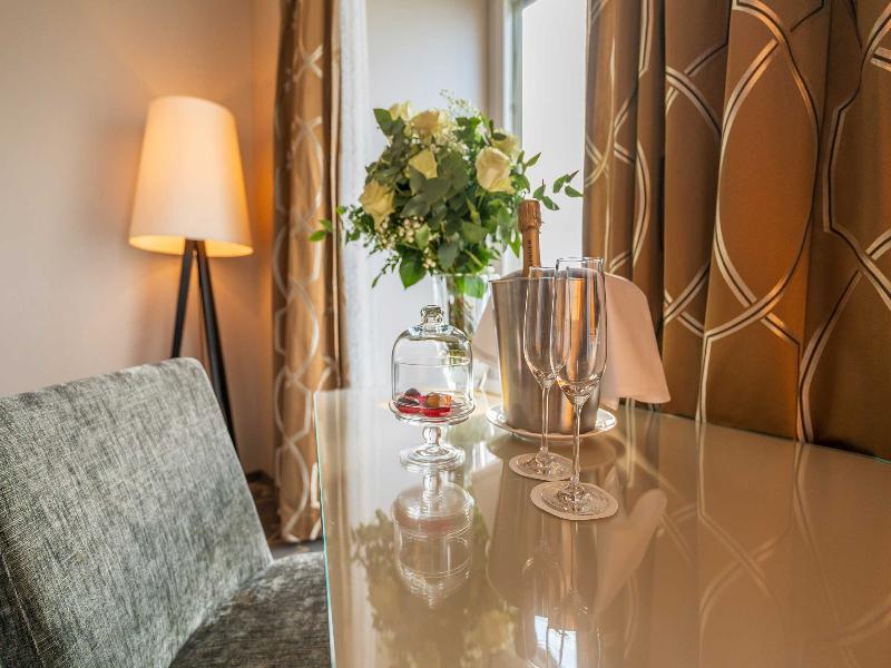 Hotel Schweizerhof Luzern image