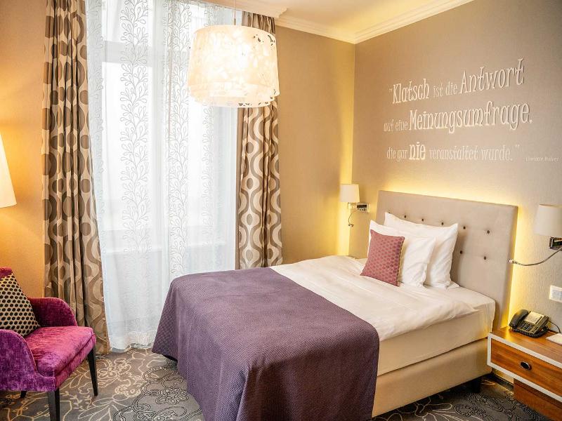 Hotel Schweizerhof Luzern image
