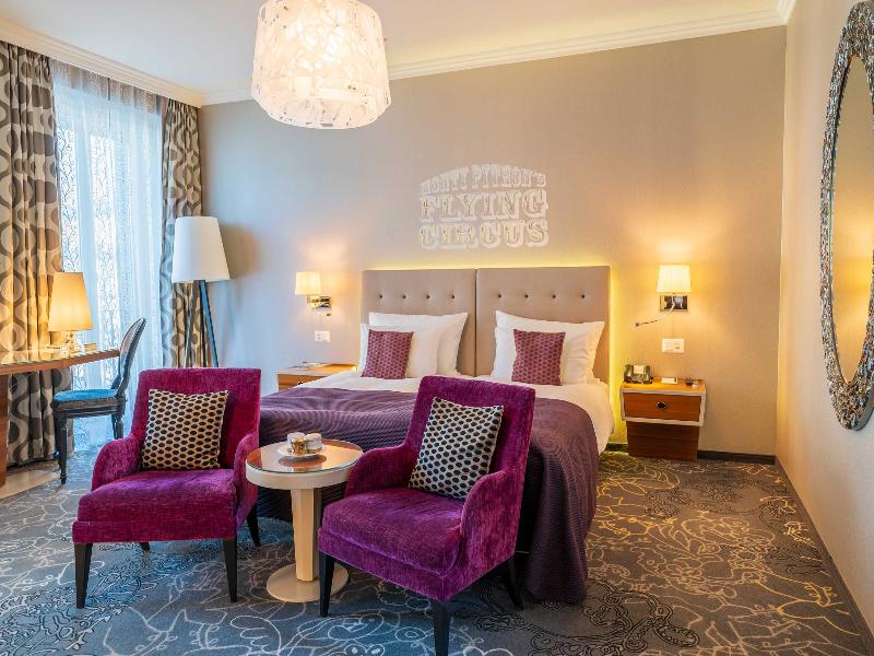 Hotel Schweizerhof Luzern image