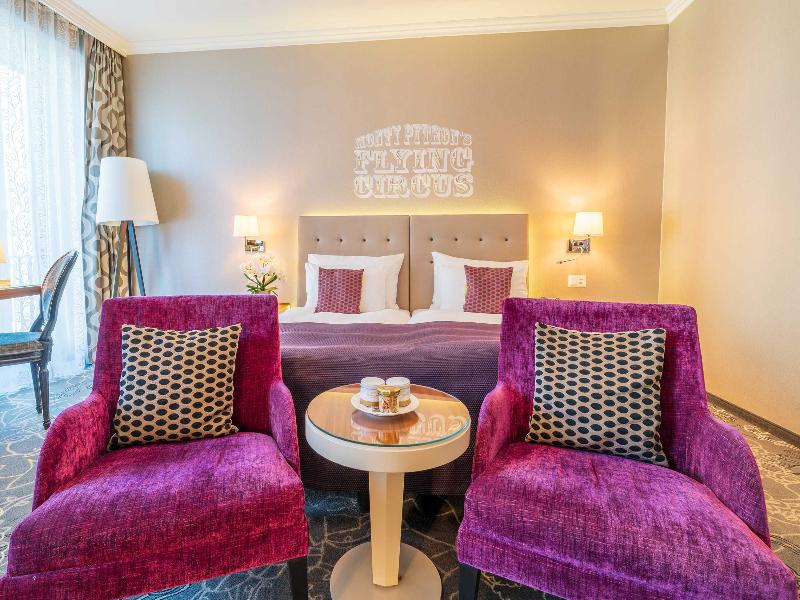 Hotel Schweizerhof Luzern image