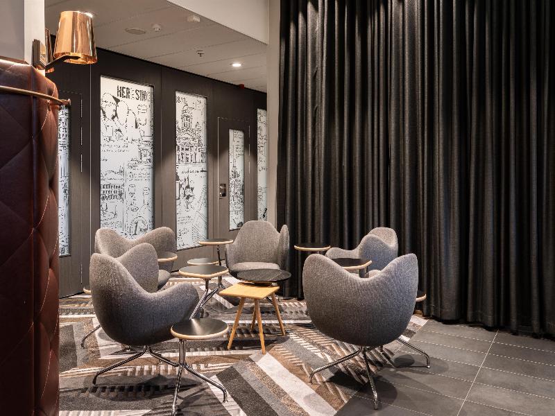 Hilton Helsinki Strand image