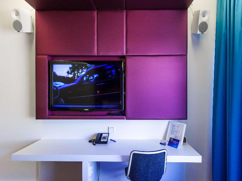 Radisson Blu Plaza Hotel image