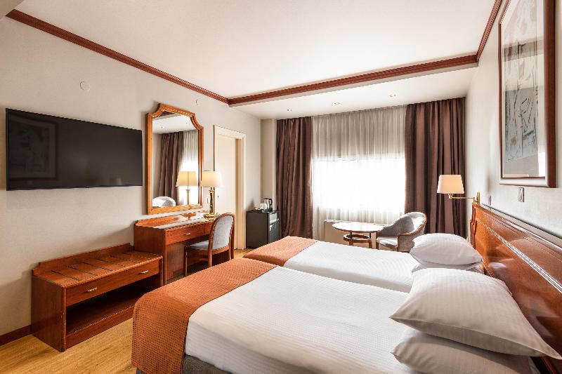 Holiday Inn Thessaloniki Holiday Inn Thessaloniki