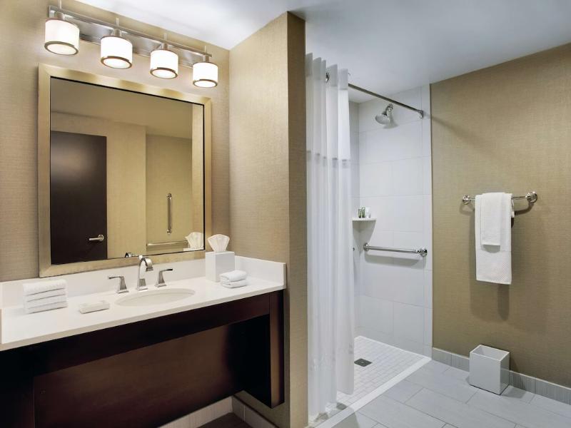Hilton Chicago image