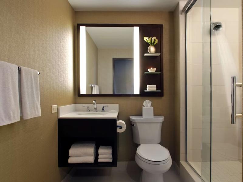 Hilton Chicago image