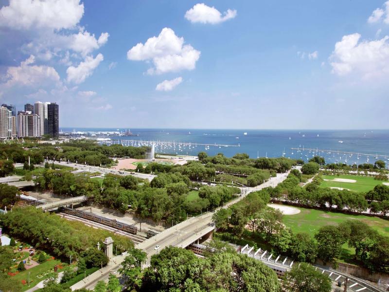 Hilton Chicago image