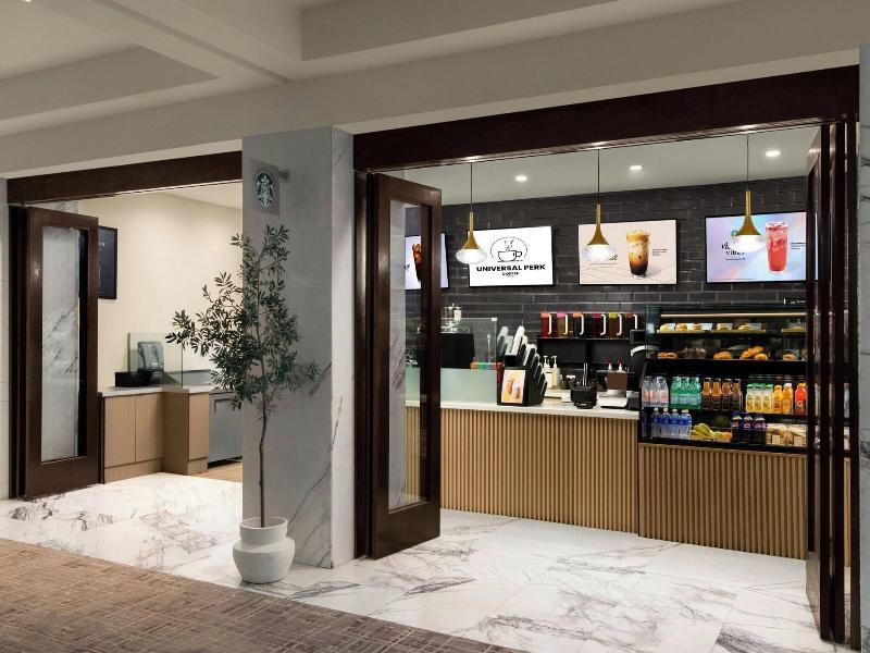 Sheraton Universal Hotel image