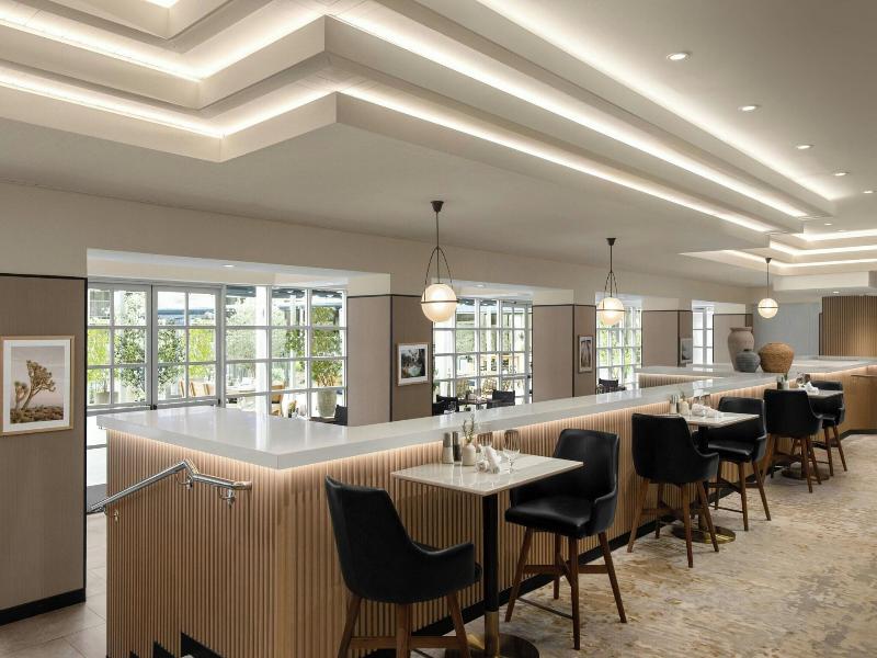 Sheraton Universal Hotel image