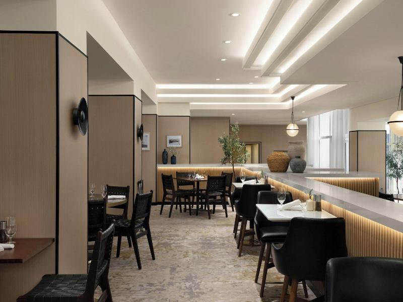 Sheraton Universal Hotel image