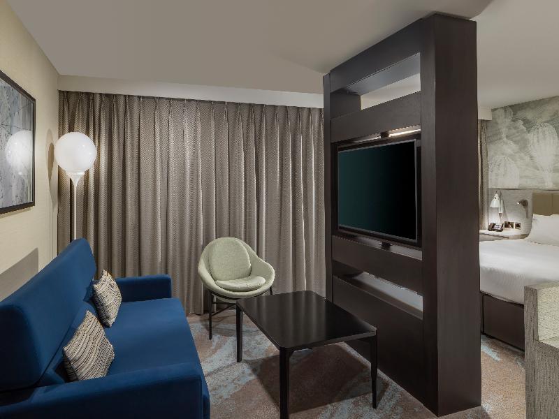 DoubleTree by Hilton Hotel & Spa Chester image