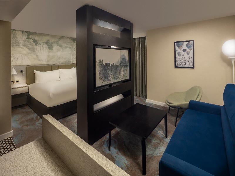 DoubleTree by Hilton Hotel & Spa Chester image