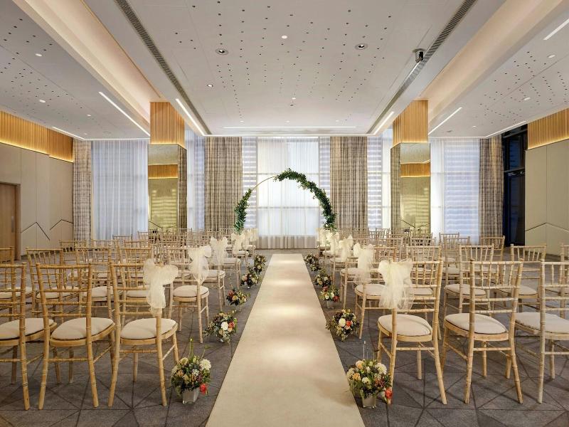 Sheraton Grand Hotel & Spa Edinburgh image