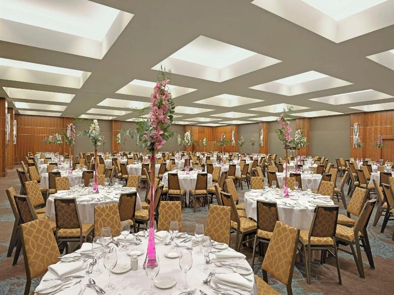 Sheraton Grand Hotel & Spa Edinburgh image