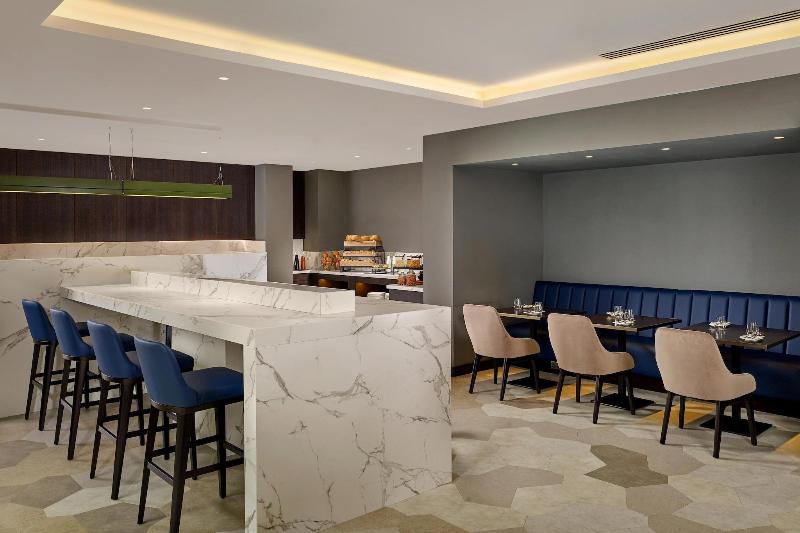 Sheraton Grand Hotel & Spa Edinburgh image