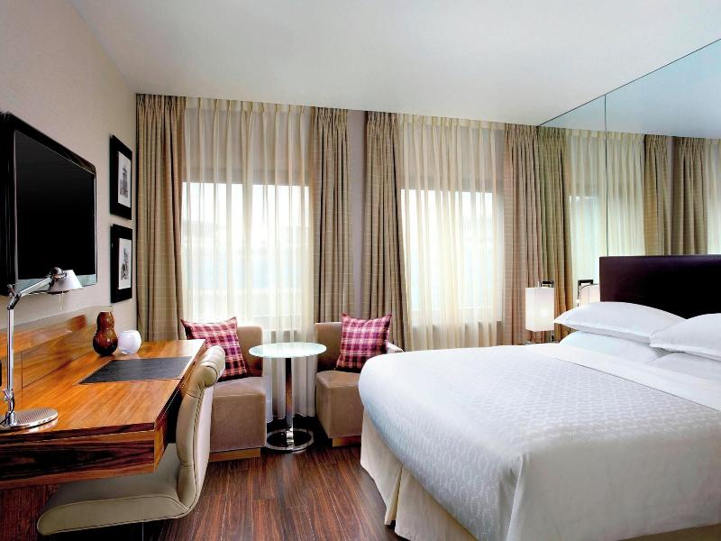 Sheraton Grand Hotel & Spa Edinburgh image