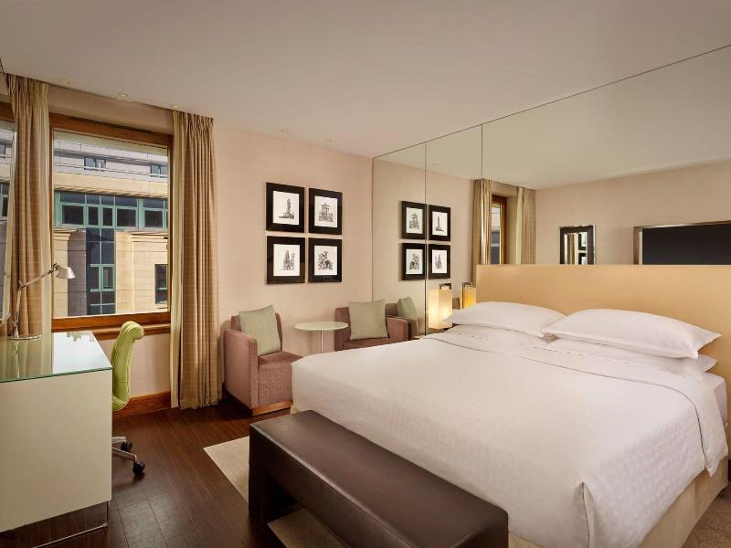 Sheraton Grand Hotel & Spa Edinburgh image