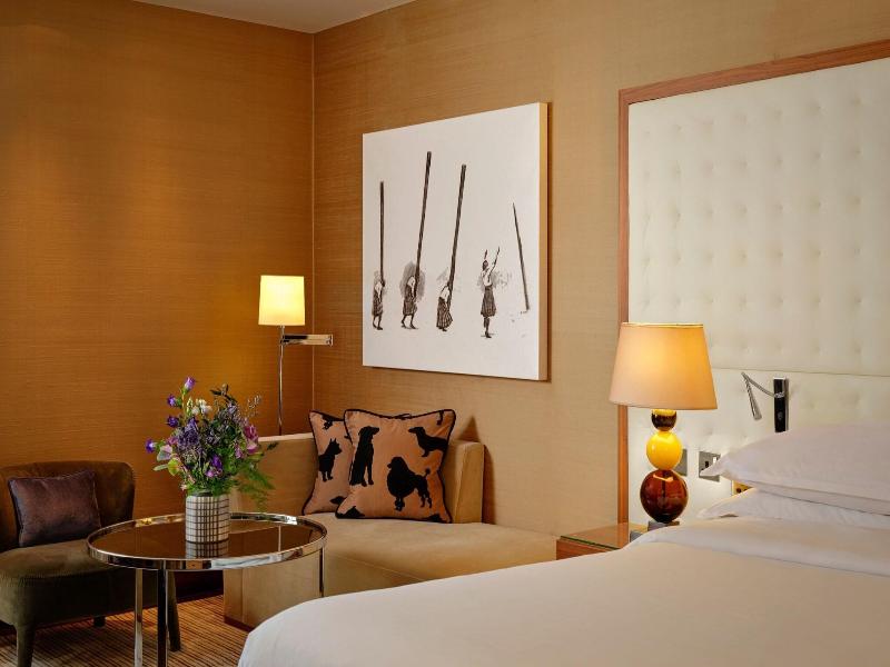 Sheraton Grand Hotel & Spa Edinburgh image