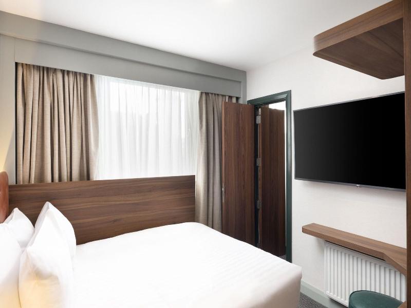 Four Points by Sheraton Edinburgh image