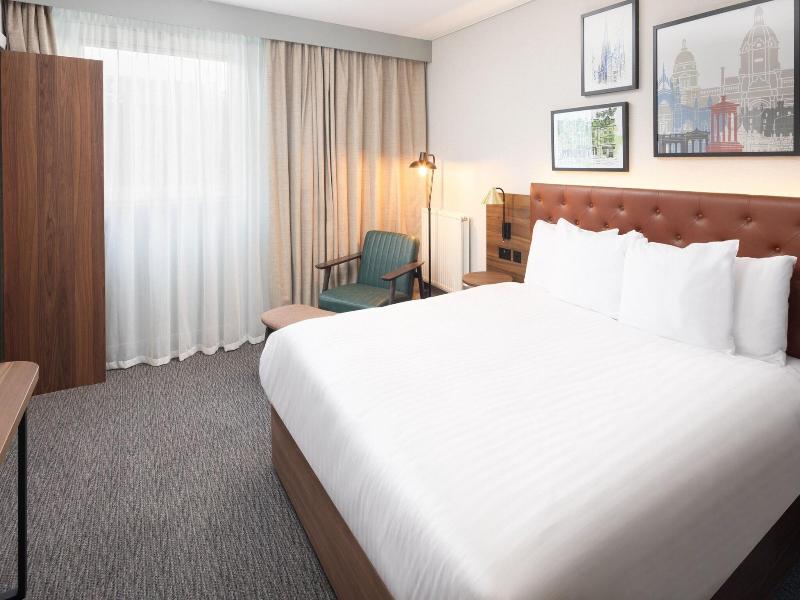 Four Points by Sheraton Edinburgh image