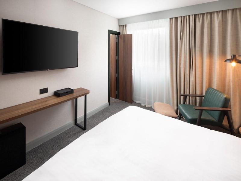 Four Points by Sheraton Edinburgh image