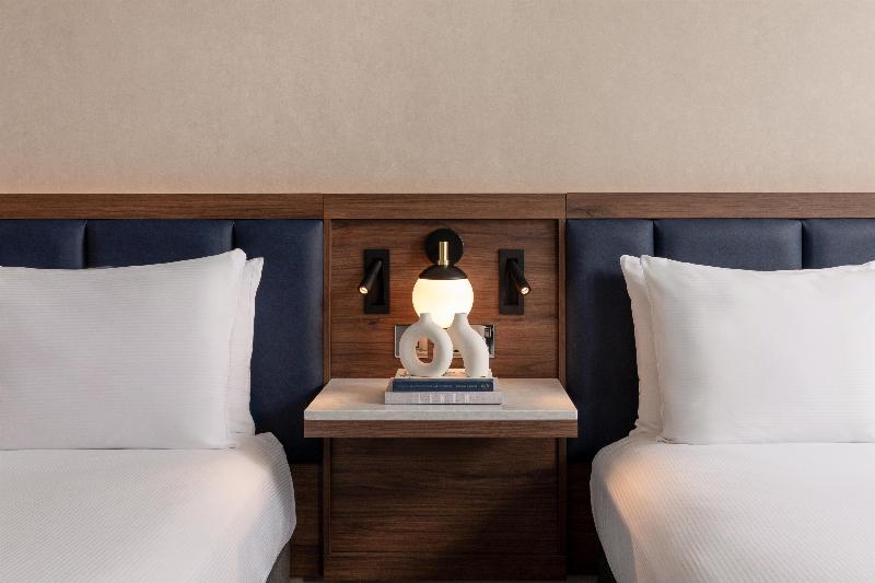 Hilton London Metropole image
