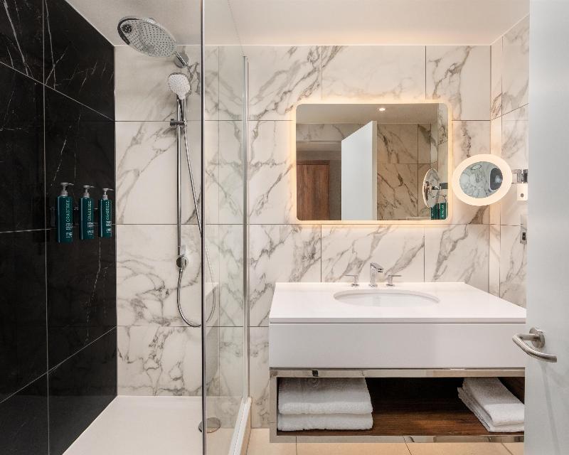 Hilton London Metropole image