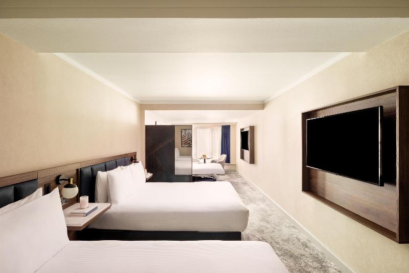 Hilton London Metropole image