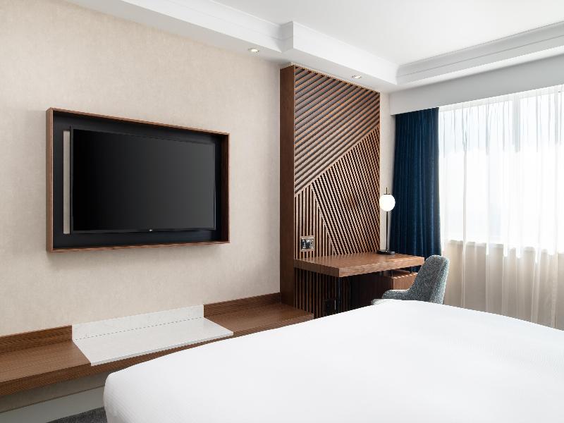Hilton London Metropole image
