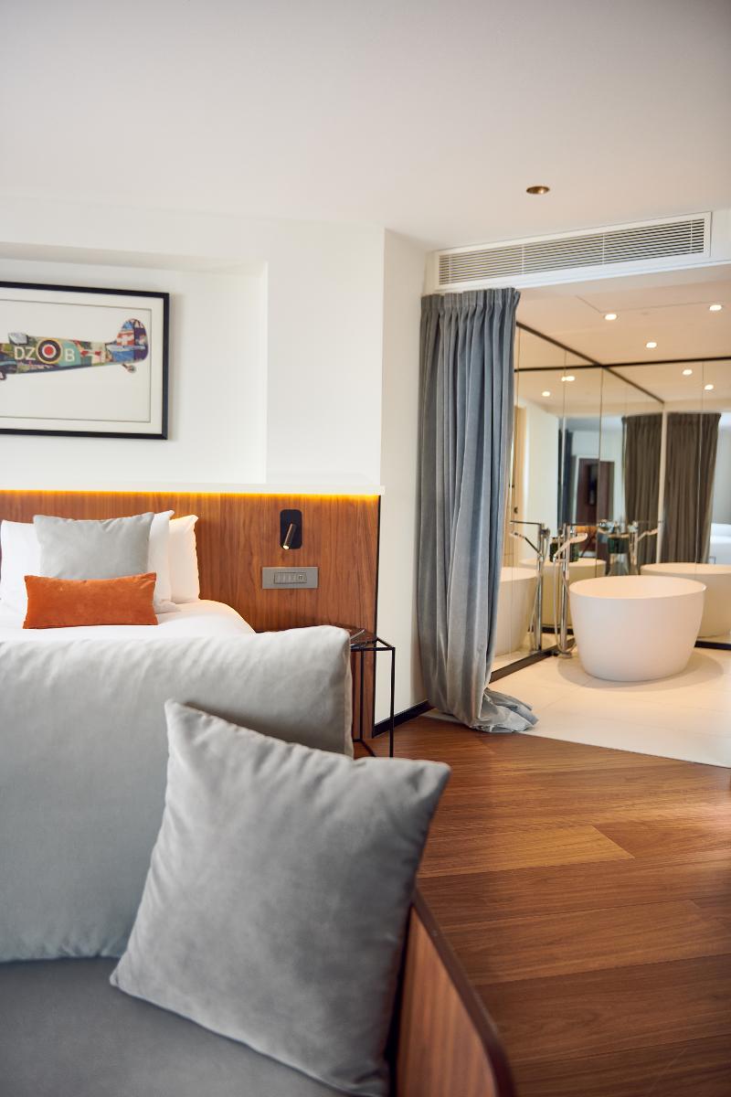 Melia White House image