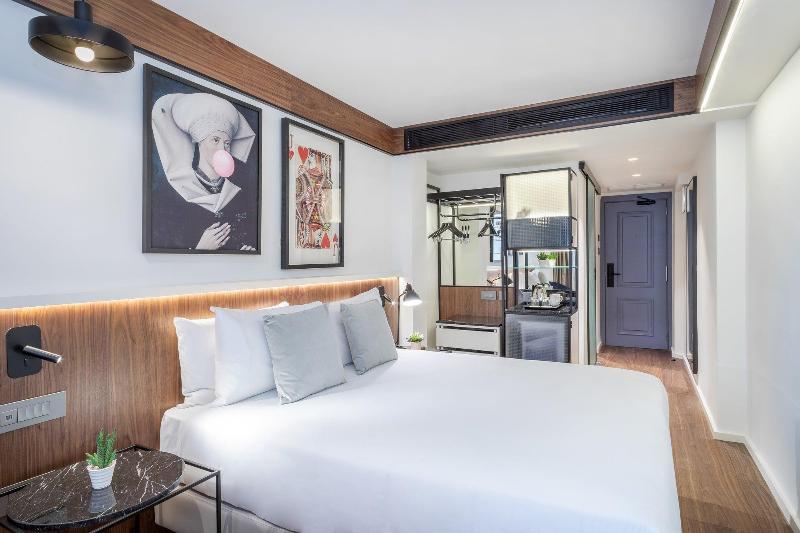 Melia White House image