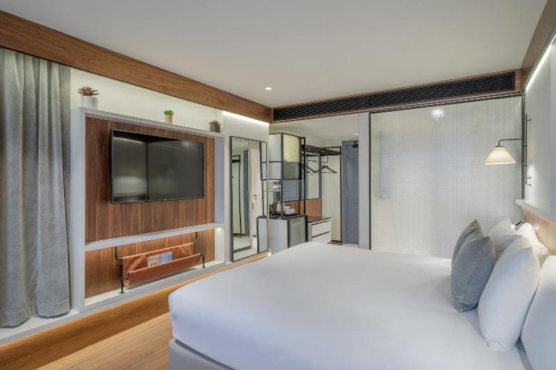 Melia White House image