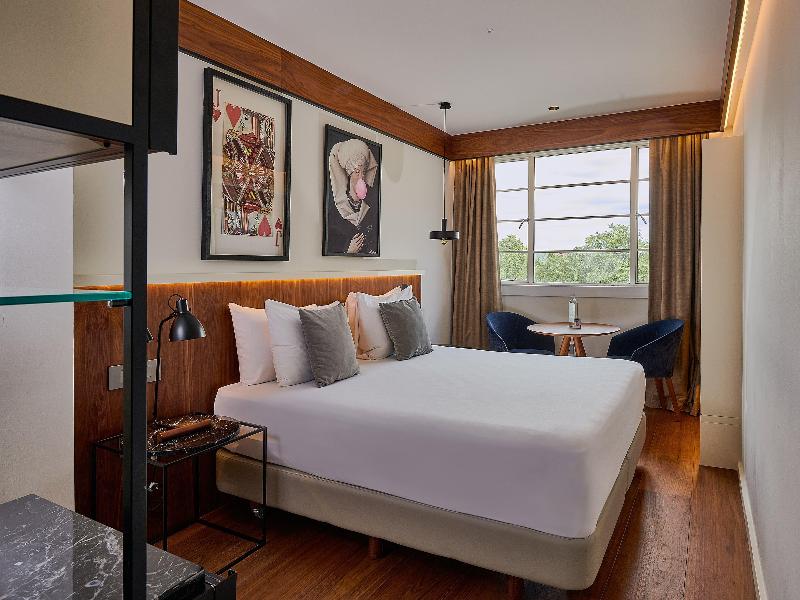 Melia White House image