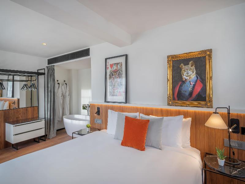 Melia White House image