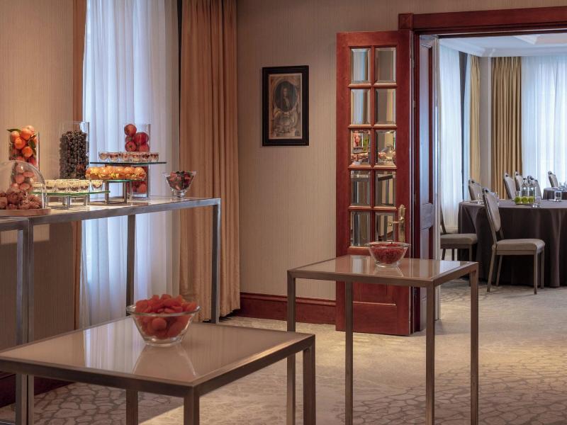 JW Marriott Grosvenor House London image