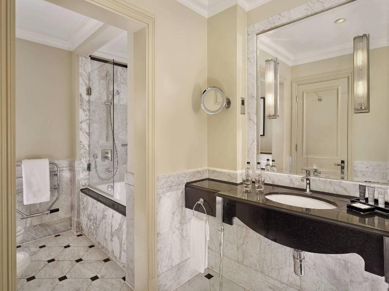 JW Marriott Grosvenor House London image