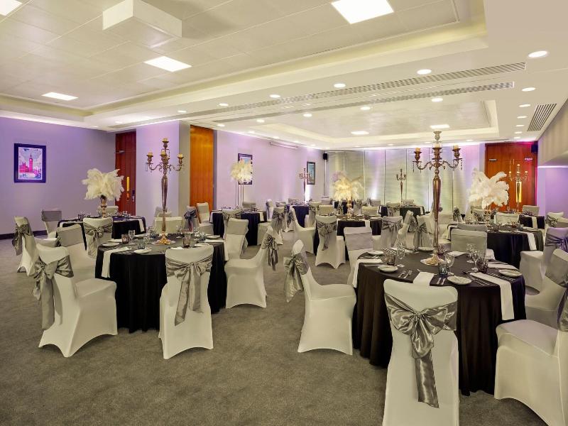 Sheraton Heathrow Hotel image