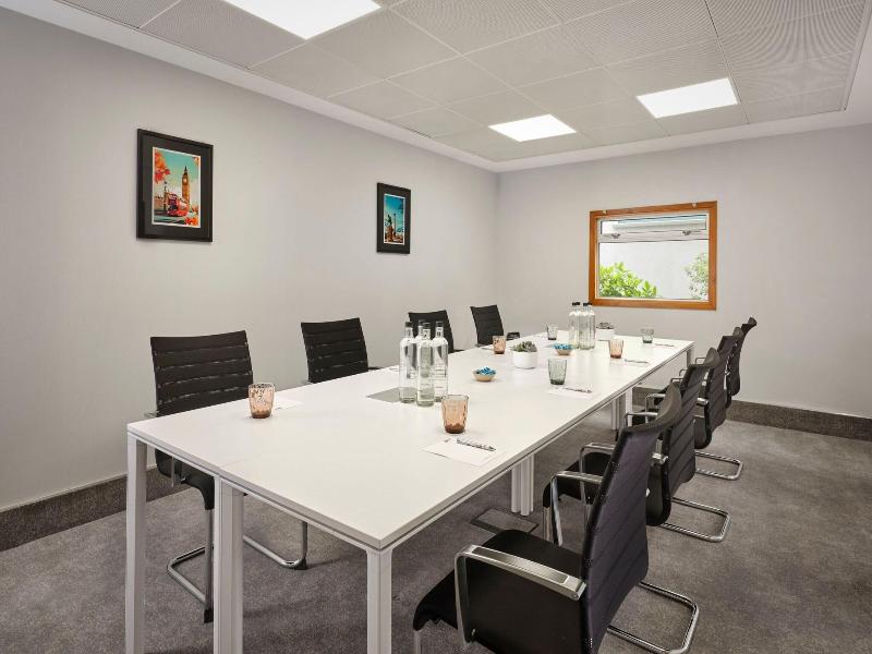 Sheraton Heathrow Hotel image