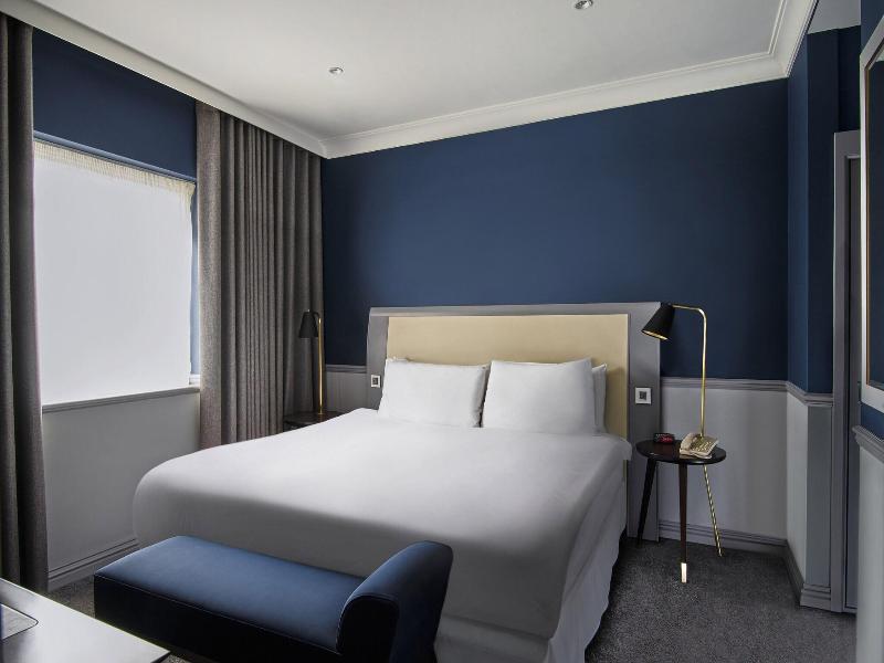 Sheraton Heathrow Hotel image