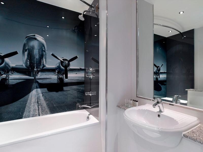 Sheraton Heathrow Hotel image