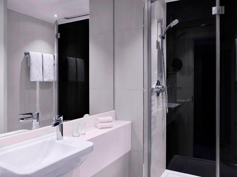 Sheraton Heathrow Hotel image