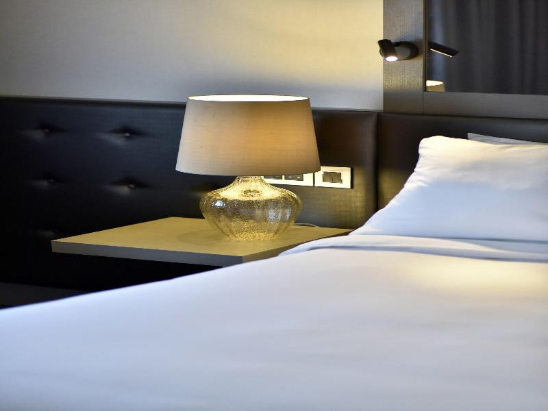 Sheraton Heathrow Hotel image