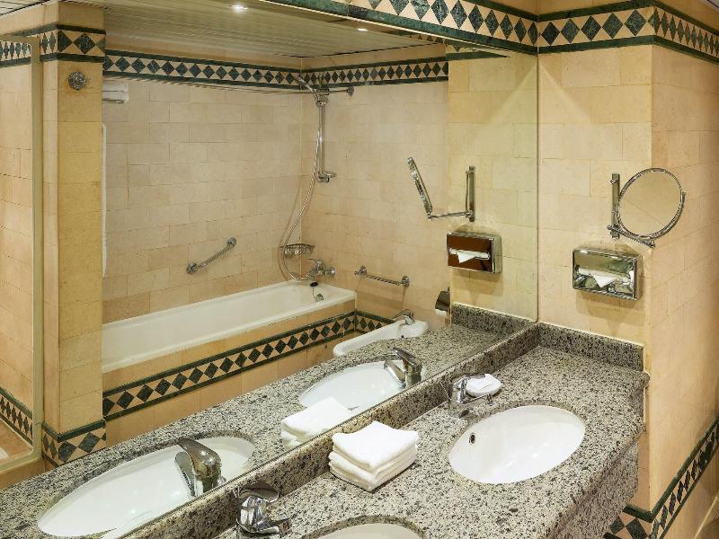 Sheraton Montazah image