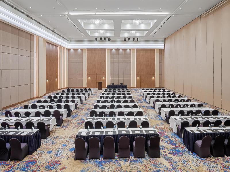 Hilton Alexandria Green Plaza image