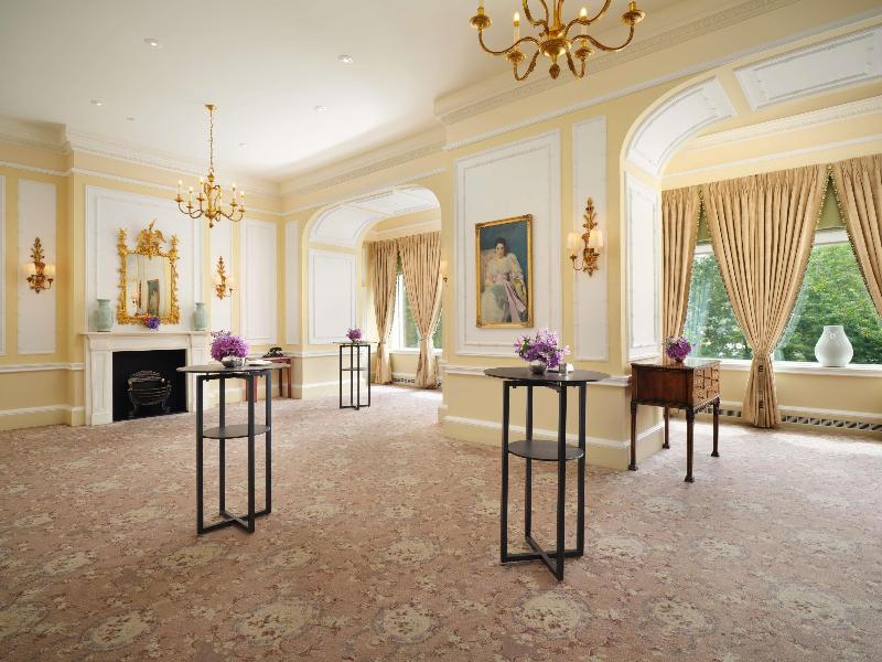 The Savoy - A Fairmont Hotel image